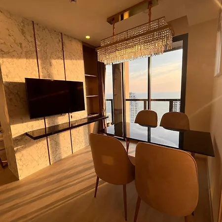 Luxury 2br Sea View Unit I 35th Floor Rare Unit Pattaya
