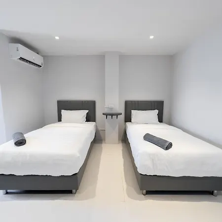 Aparthotel On The Six Pratamnak Pattaya