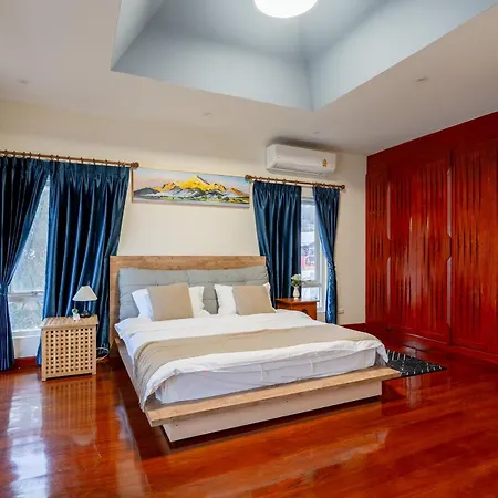 G Thai Happy Pool Villa Pattaya