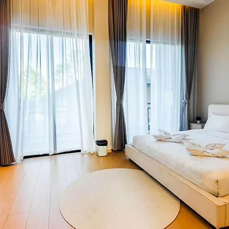 Pure Space 4br Ktv Bbq Kitchen Swimming Pool Villa