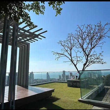 Walk To Walking Street Holiday home Pattaya