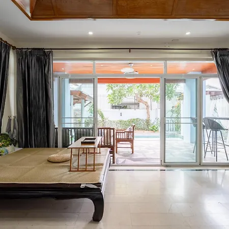 G Thai Happy Pool Pattaya