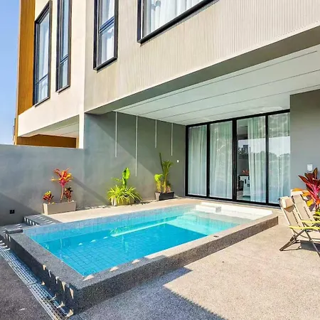 Pure Space 4br Ktv Bbq Kitchen Swimming Pool
