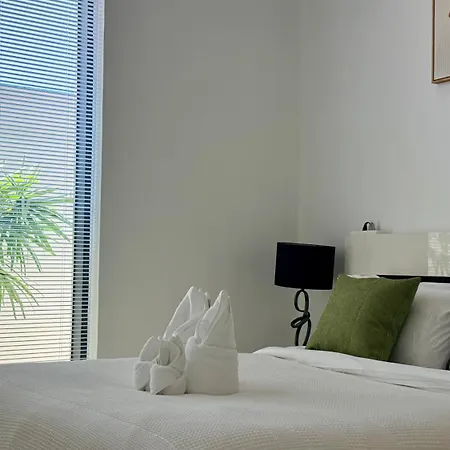 Oceanfront Serene,3br With Private Pool Villa,new Modern White * Pattaya