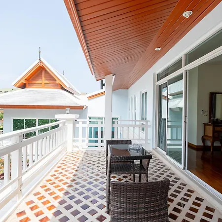 G Thai Happy Pool