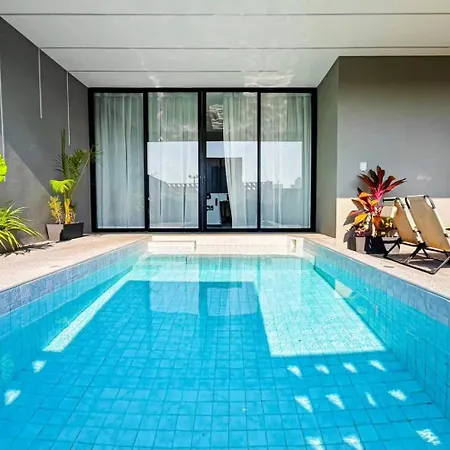 Pure Space 4br Ktv Bbq Kitchen Swimming Pool Villa Pattaya
