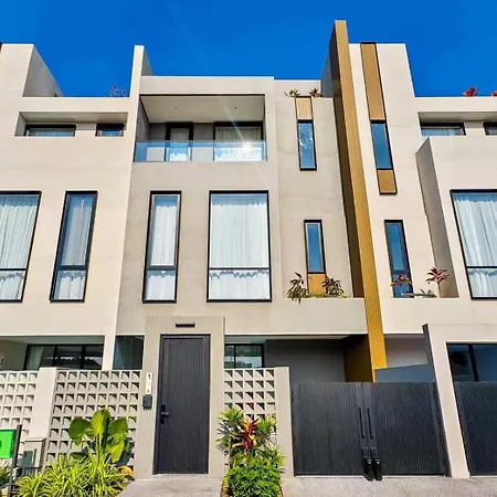 Pure Space 4br Ktv Bbq Kitchen Swimming Pool * Pattaya