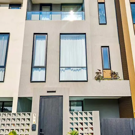 Pure Space 4br Ktv Bbq Kitchen Swimming Pool Pattaya