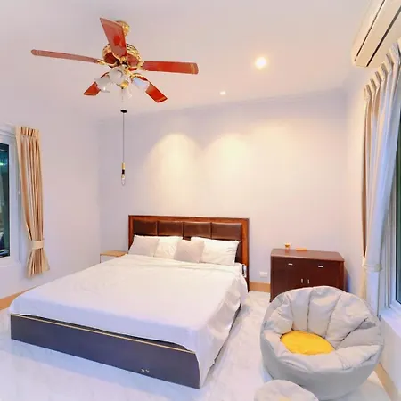 Villa 5br Pool Sleeps 10 Pattaya