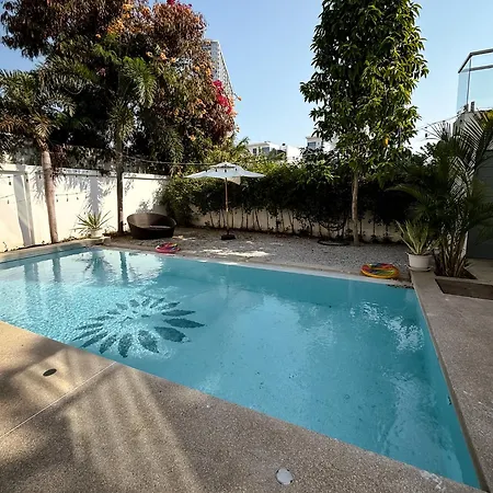 Luxury 6 Bedroom Private Pool In Palm Springs Villa *