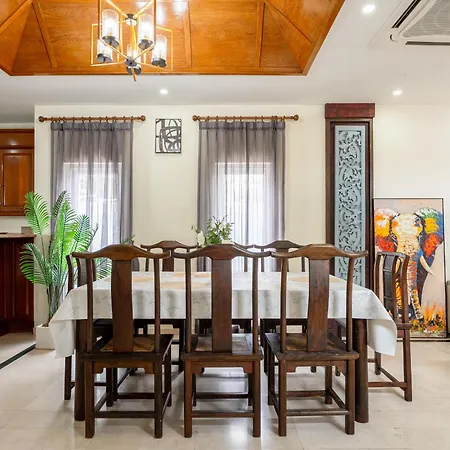 Villa G Thai Happy Pool