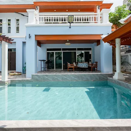 G Thai Happy Pool * Pattaya
