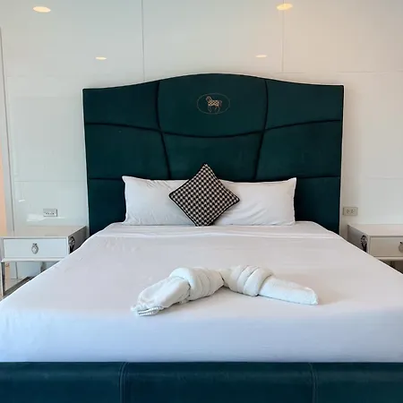 Villa Luxury 6 Bedroom Private Pool In Palm Springs *