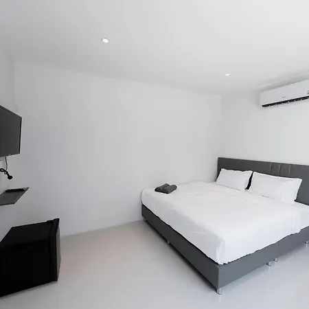 Aparthotel On The Six Pratamnak Pattaya