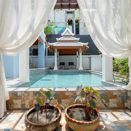 G Thai Happy Pool Pattaya