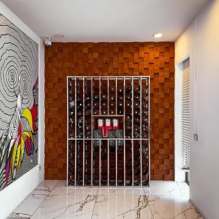 Luxury 6 Bedroom Private Pool In Palm Springs