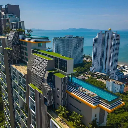 Riviera Jomtien Luxury 1 Bedroom Infinity Pool Sea Views Apartment *