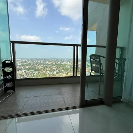 Riviera Jomtien Luxury 1 Bedroom Infinity Pool Sea Views Apartment Pattaya
