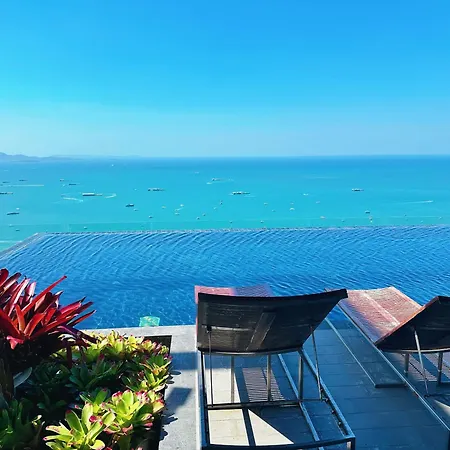 Centric Sea 40th Floor Sea View Infinity Pool On The Floor 21 Terminal Centum Walking Street 6th Lane Temple Of Truth Apartment Pattaya