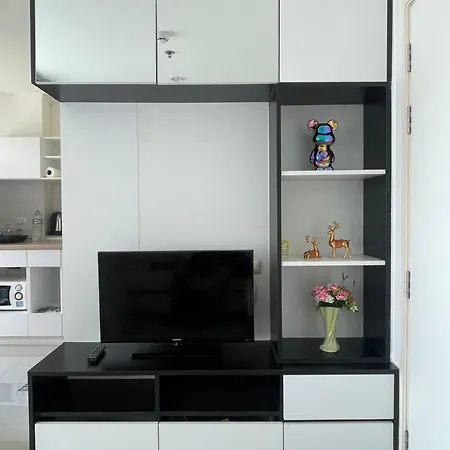 Apartment Nl2-市区高层海景公寓-美丽景色-交通方便-室内生活设施齐全 *