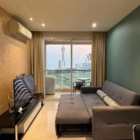 Sea View In Grande Caribbean L Pool L Near Jomtien And Walking Street Apartment Pattaya