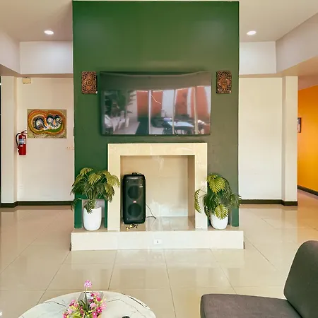 Magnitude 6 Bedroom In Pratumnak *