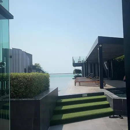 The Base Thai Apartment Pattaya
