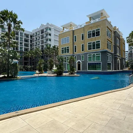 Arcadia Continental Free Electricity Apartment *