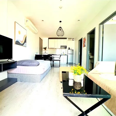 2 Bed Location-roof Infinity Pool * Pattaya