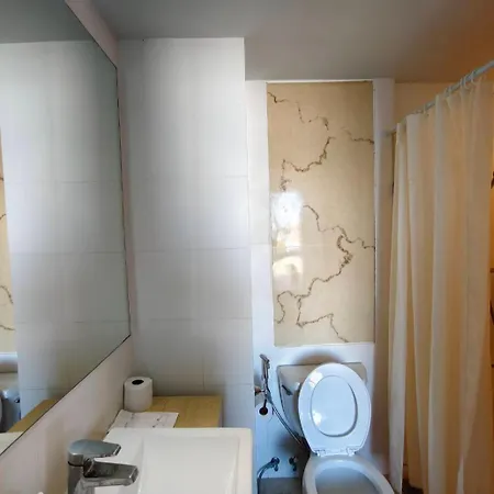 Apartment Atlantis 1 Bedroom With Balcony, Pool & Gym