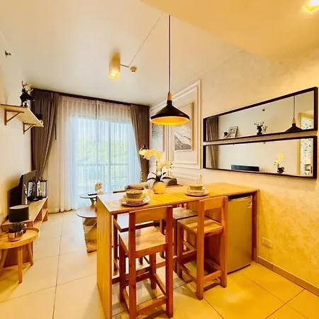 Apartment 1 Bedroom High Floor Close To Walking Street Pattaya