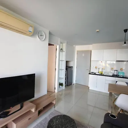 Apartment Atlantis 1 Bedroom With Balcony, Pool & Gym