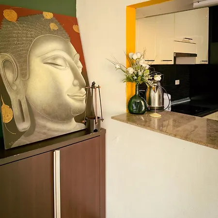 Apartment Magnitude 6 Bedroom In Pratumnak *
