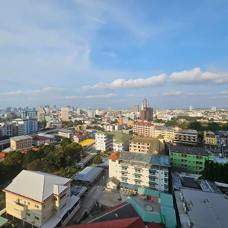 Apartment Alt Acco At Unixx South *