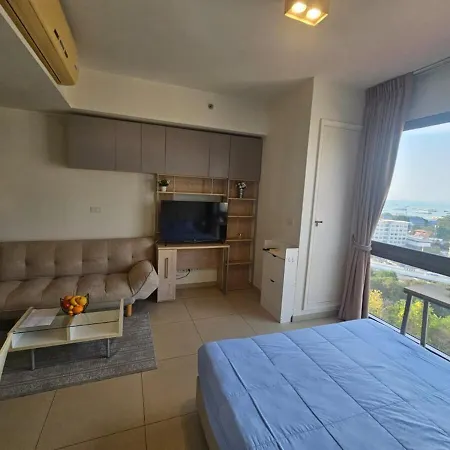 Apartment Alt Acco At Unixx South Pattaya