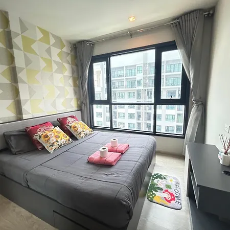 Apartment The Base Thai Pattaya