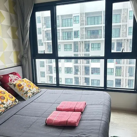 Apartment The Base Thai *