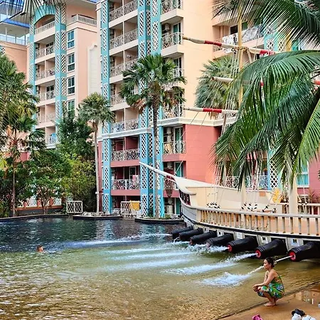 Sea View In Grande Caribbean L Pool L Near Jomtien And Walking Street *
