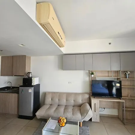 Apartment Alt Acco At Unixx South *