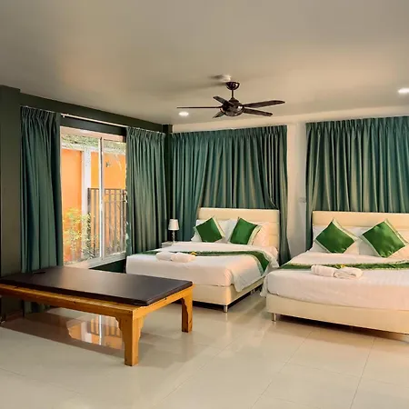 Magnitude 6 Bedroom In Pratumnak *