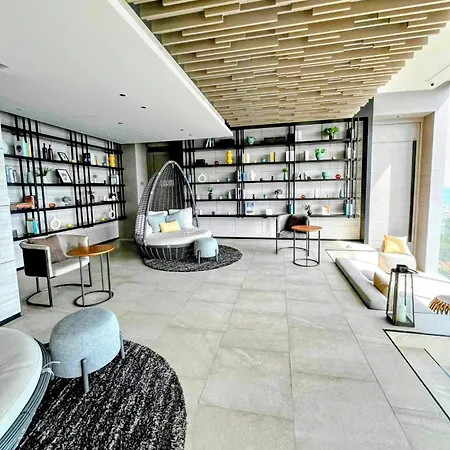 Ocean View In Andromeda Seaview Phratamnak Hill Apartment *