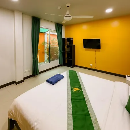Magnitude 6 Bedroom In Pratumnak *