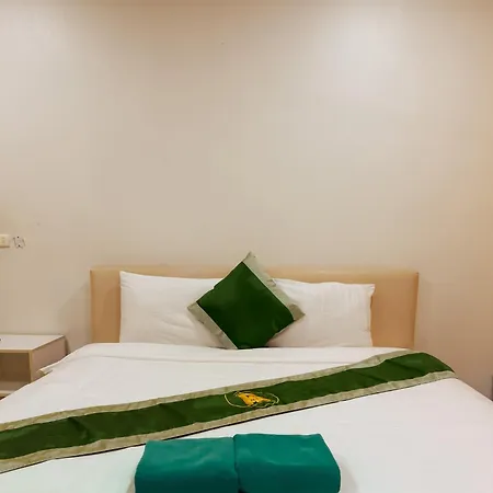 Magnitude 6 Bedroom In Pratumnak Pattaya