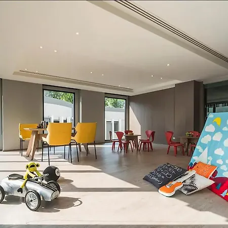 2 Bed Location-roof Infinity Pool Apartment *