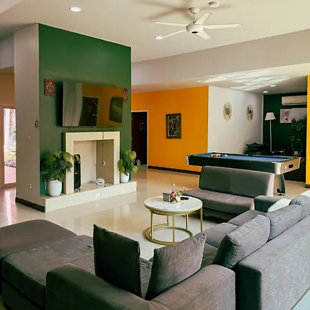 Apartment Magnitude 6 Bedroom In Pratumnak *