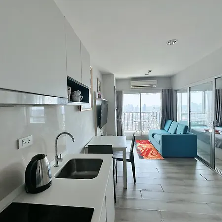Centric Sea 40th Floor Sea View Infinity Pool On The Floor 21 Terminal Centum Walking Street 6th Lane Temple Of Truth Apartment *