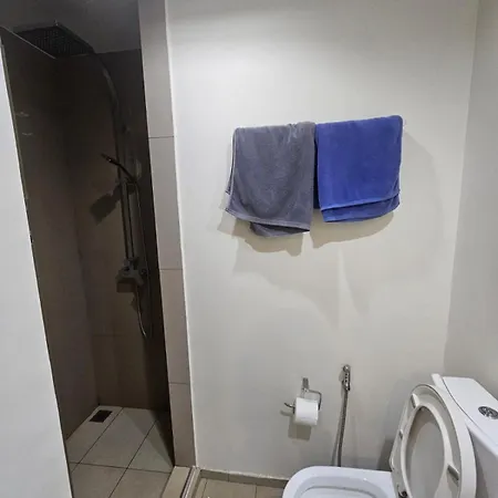 Alt Acco At Unixx South Apartment *