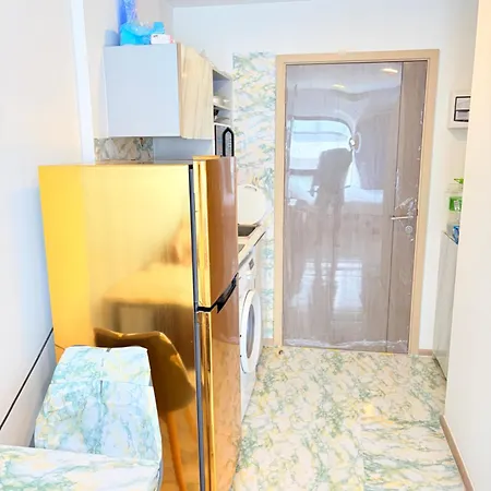 Apartment Vay Pothisan I Pattaya