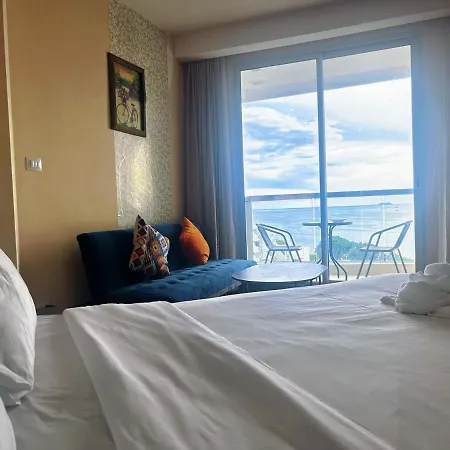 The Palm Sea View Apartment