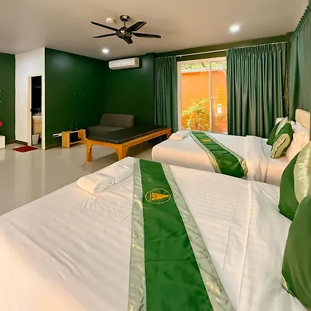 Magnitude 6 Bedroom In Pratumnak Apartment Pattaya